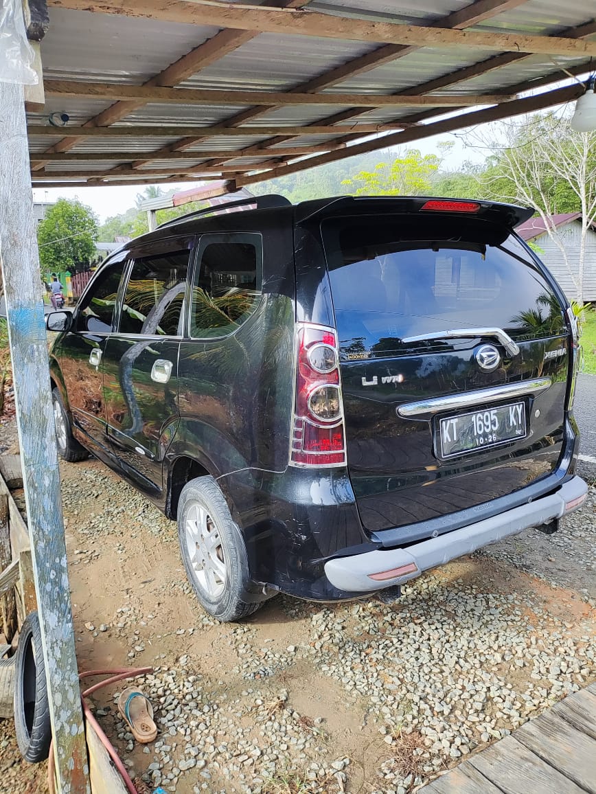 2011 Daihatsu Xenia  LI MC SPORTY 2011 Daihatsu Xenia  LI MC SPORTY