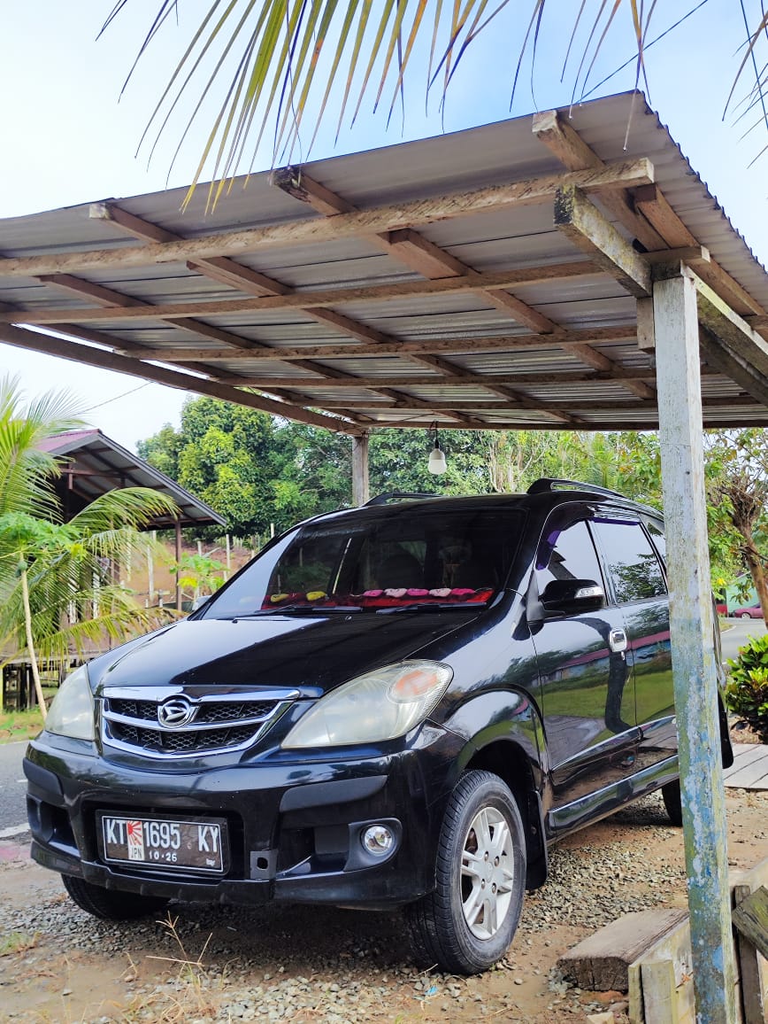 2011 Daihatsu Xenia  LI MC SPORTY 2011 Daihatsu Xenia  LI MC SPORTY