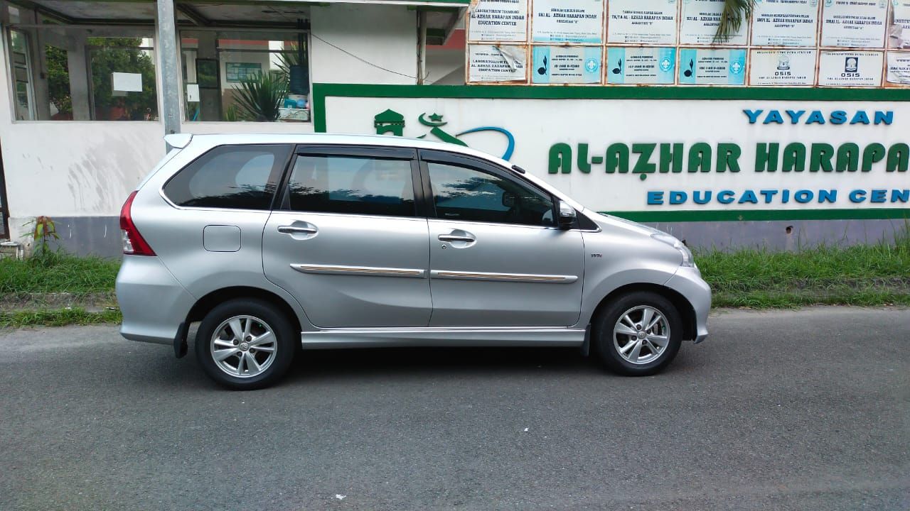 2015 Toyota Avanza Veloz  1500 VELOZ A/T Bekas 2015 Toyota Avanza Veloz  1500 VELOZ A/T Bekas