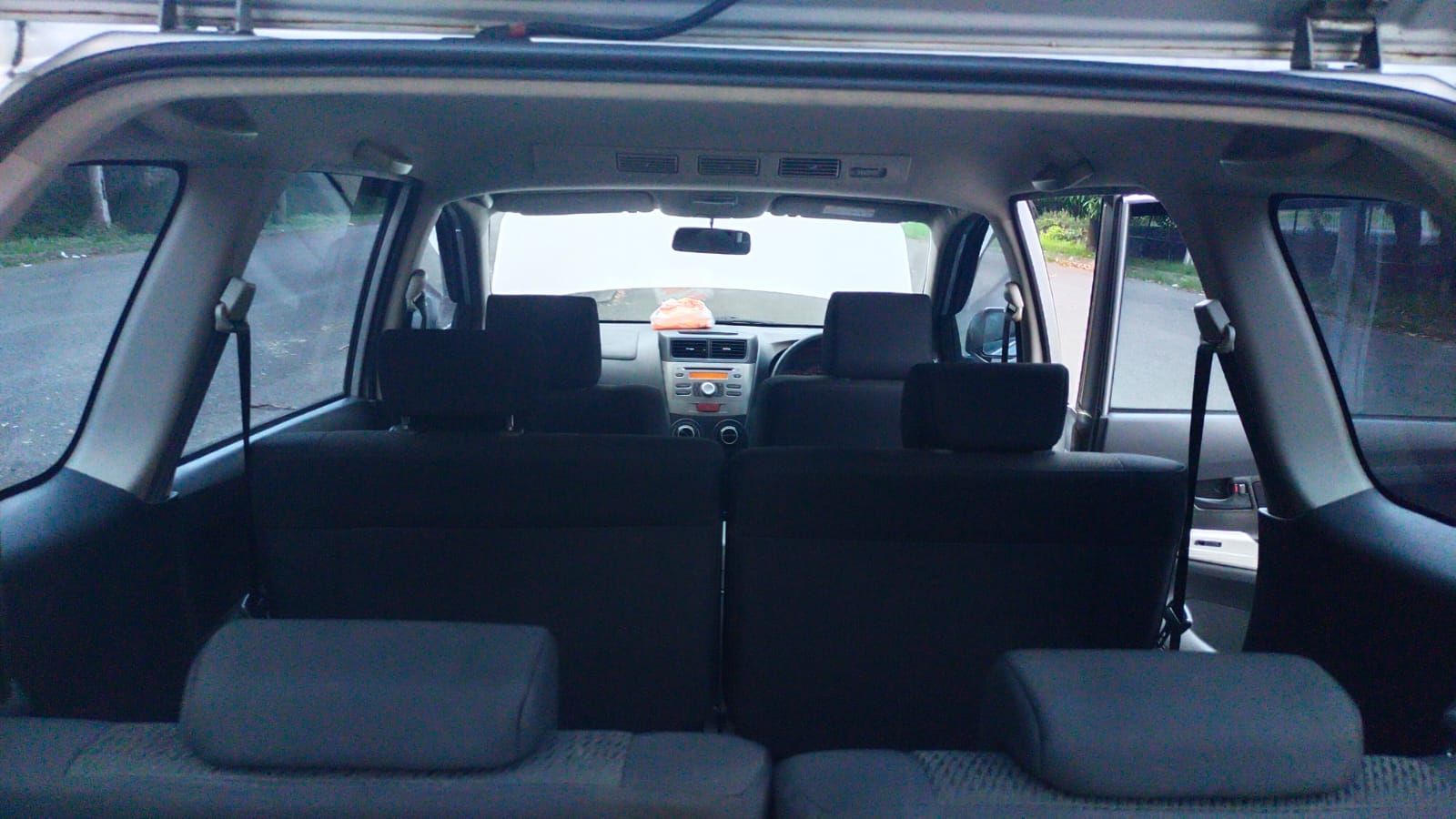 2015 Toyota Avanza Veloz  1500 VELOZ A/T 2015 Toyota Avanza Veloz  1500 VELOZ A/T