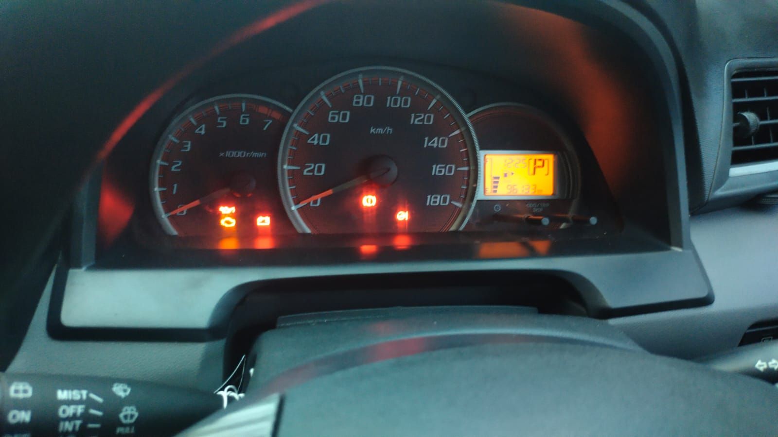 2015 Toyota Avanza Veloz  1500 VELOZ A/T 2015 Toyota Avanza Veloz  1500 VELOZ A/T