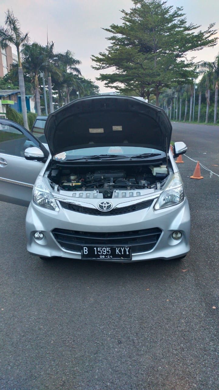 2015 Toyota Avanza Veloz  1500 VELOZ A/T 2015 Toyota Avanza Veloz  1500 VELOZ A/T