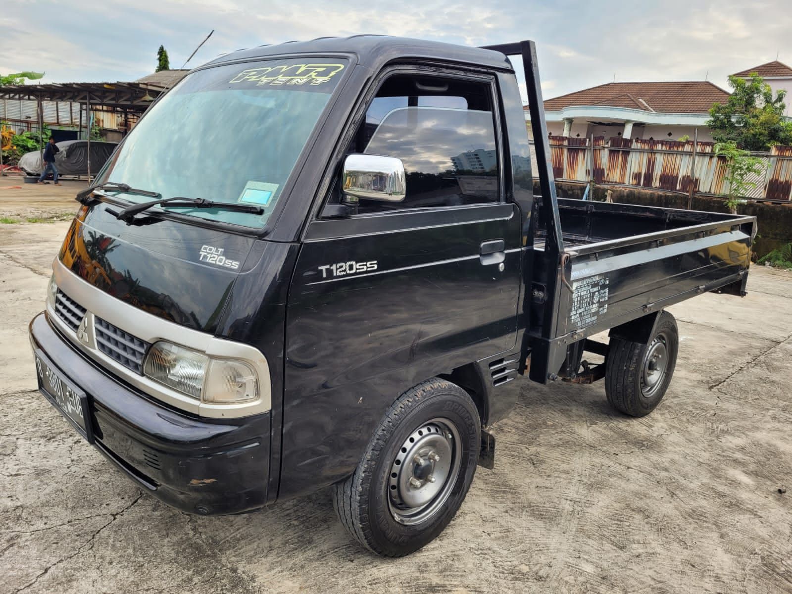 2016 Mitsubishi T120SS T 1.5 PU 2016 Mitsubishi T120SS T 1.5 PU