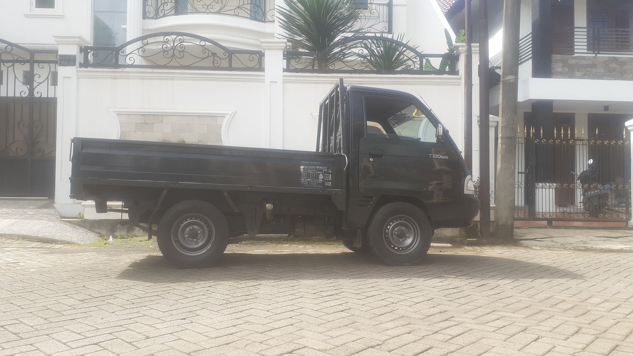 2016 Mitsubishi T120SS T 1.5 PU 2016 Mitsubishi T120SS T 1.5 PU