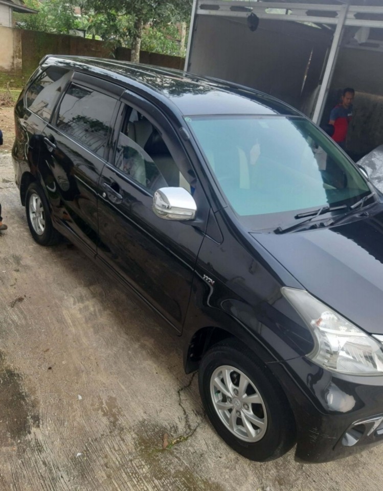 2013 Toyota Avanza  1.3 G MT 2013 Toyota Avanza  1.3 G MT