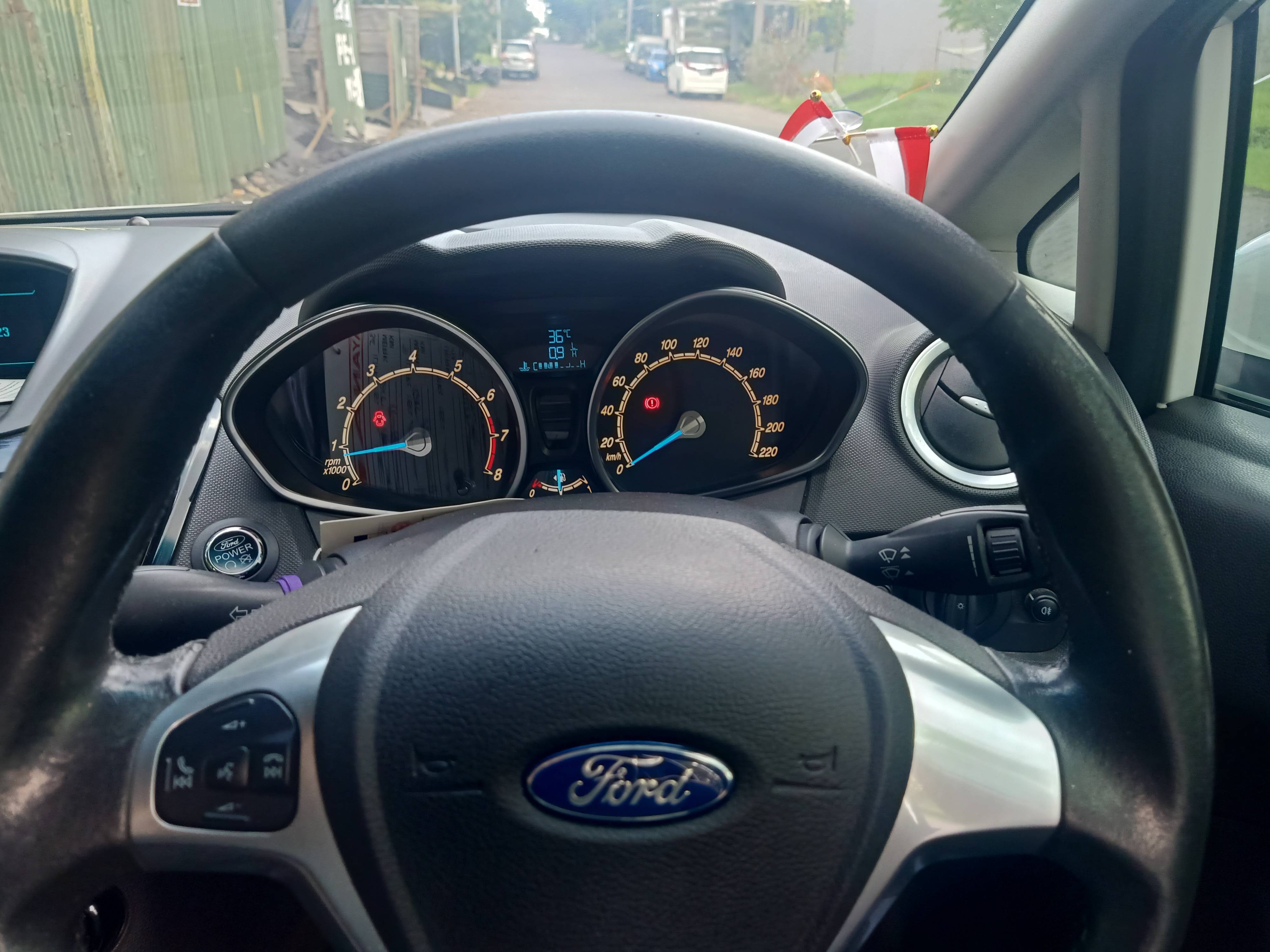 2013 Ford Fiesta Sport 1.5L MT 2013 Ford Fiesta Sport 1.5L MT