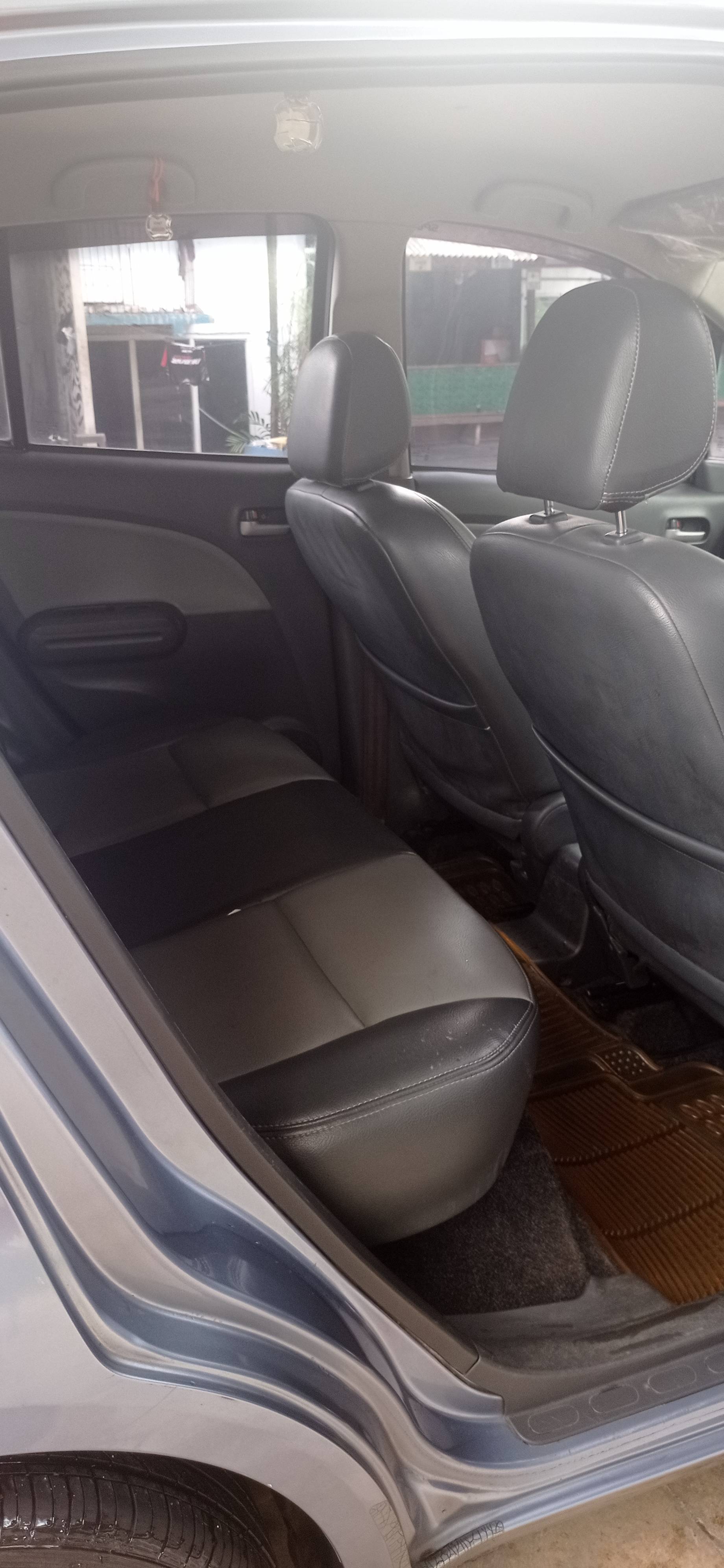 2014 Suzuki Splash G 1.2L AT 2014 Suzuki Splash G 1.2L AT