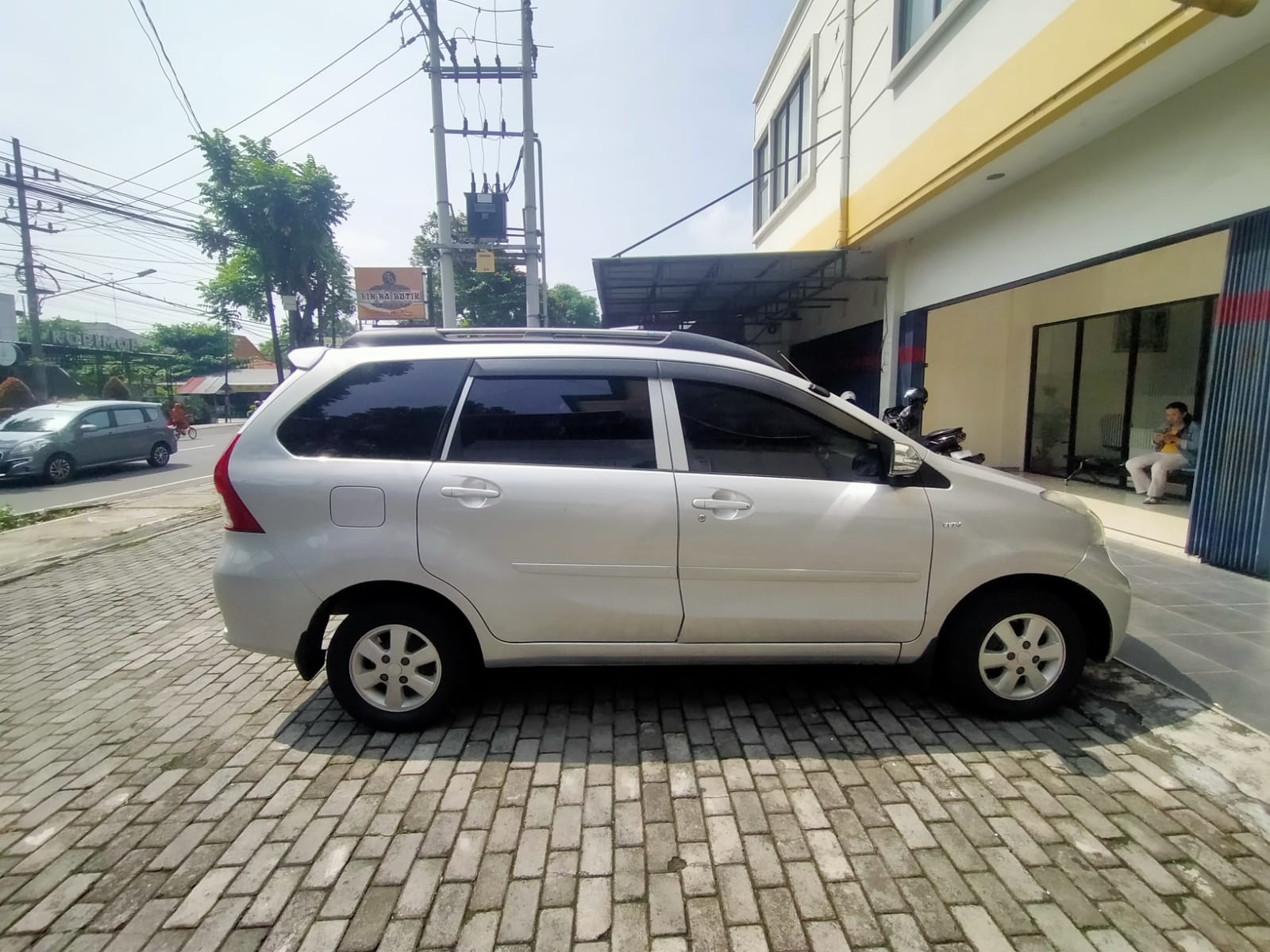 2014 Daihatsu Xenia 2014 Daihatsu Xenia
