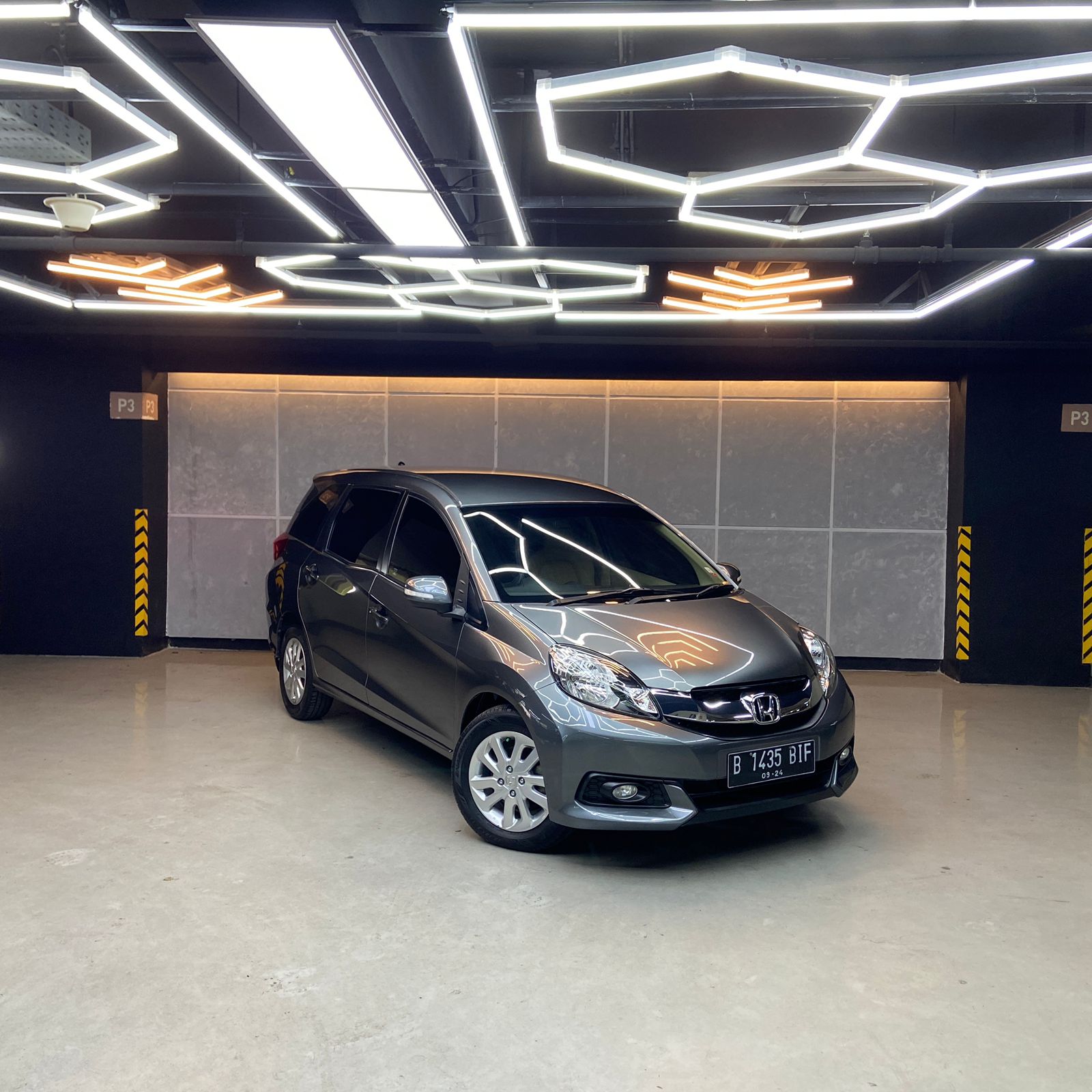 Second Hand 2014 Honda Mobilio Second Hand 2014 Honda Mobilio