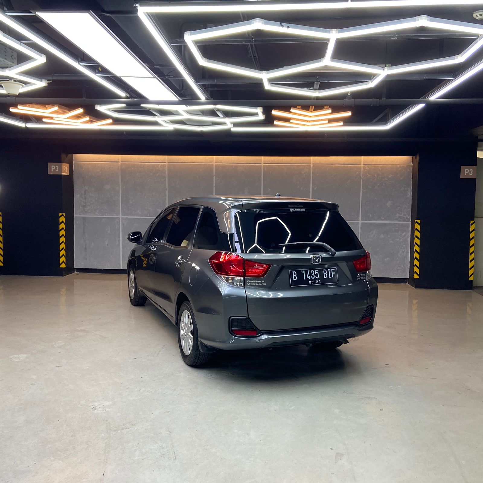 2014 Honda Mobilio  1.5 E M CVT CKD 2014 Honda Mobilio  1.5 E M CVT CKD