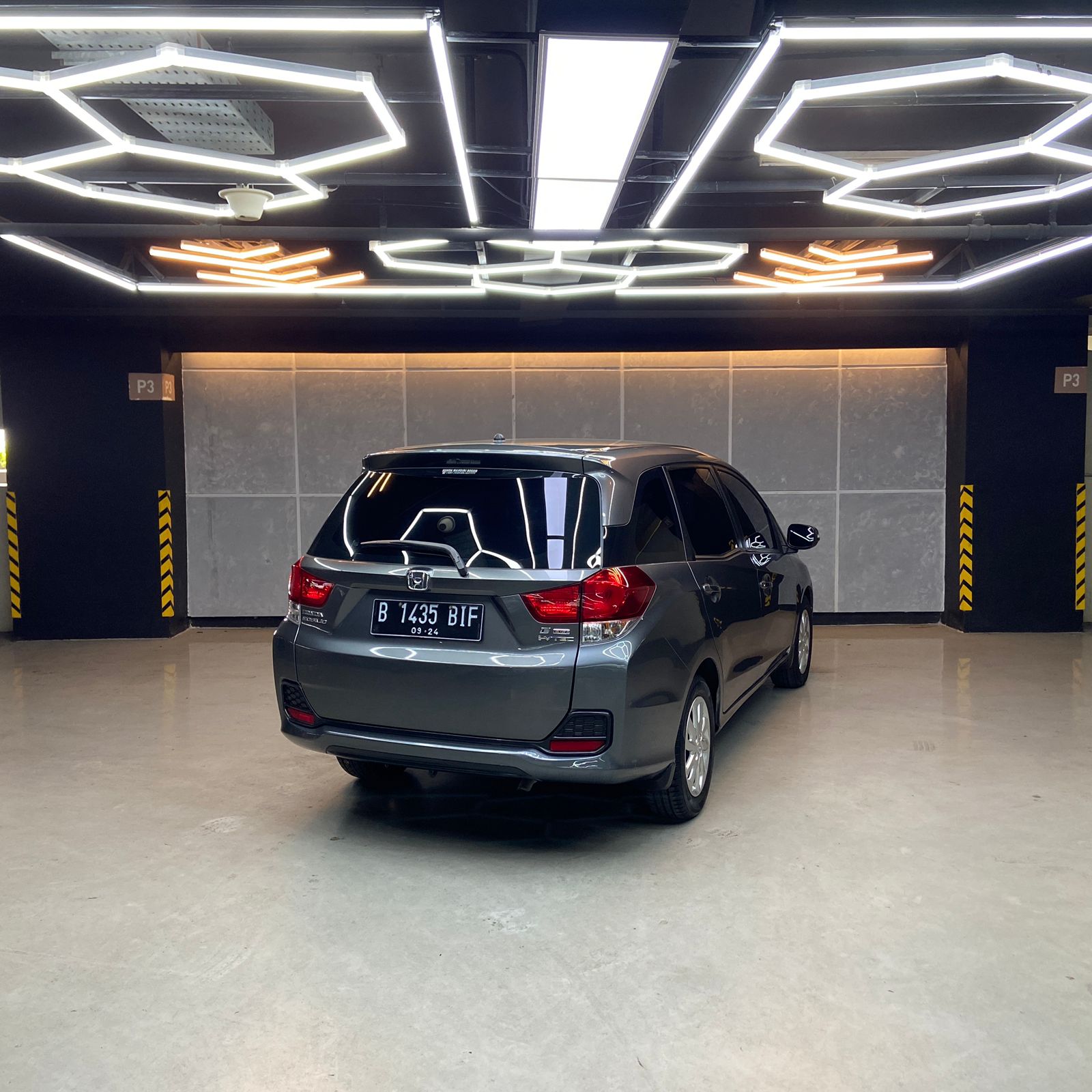 2014 Honda Mobilio  1.5 E M CVT CKD 2014 Honda Mobilio  1.5 E M CVT CKD