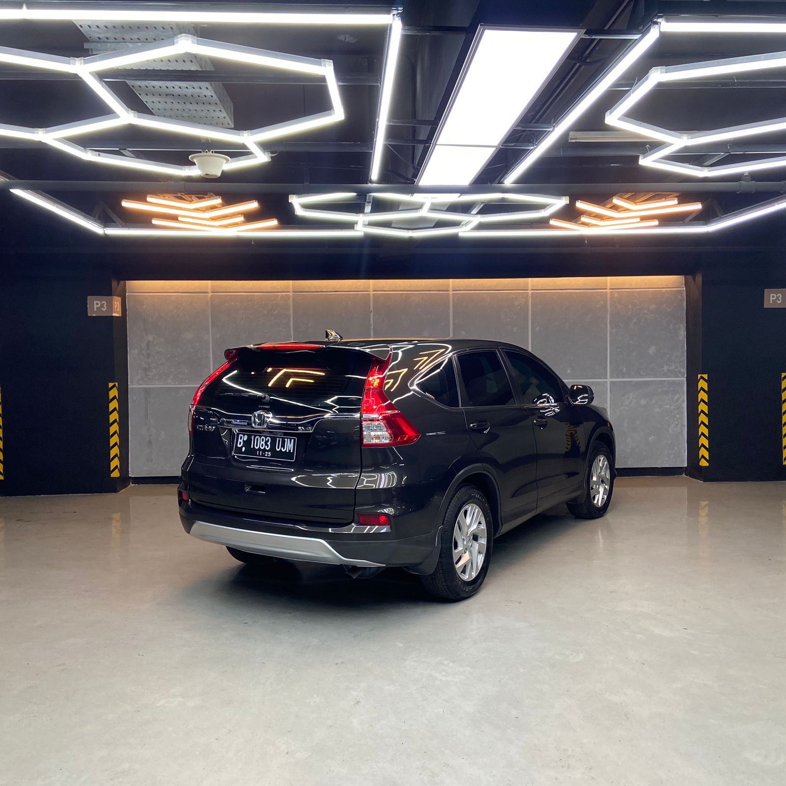 2015 Honda CRV  2.0L AT 2015 Honda CRV  2.0L AT