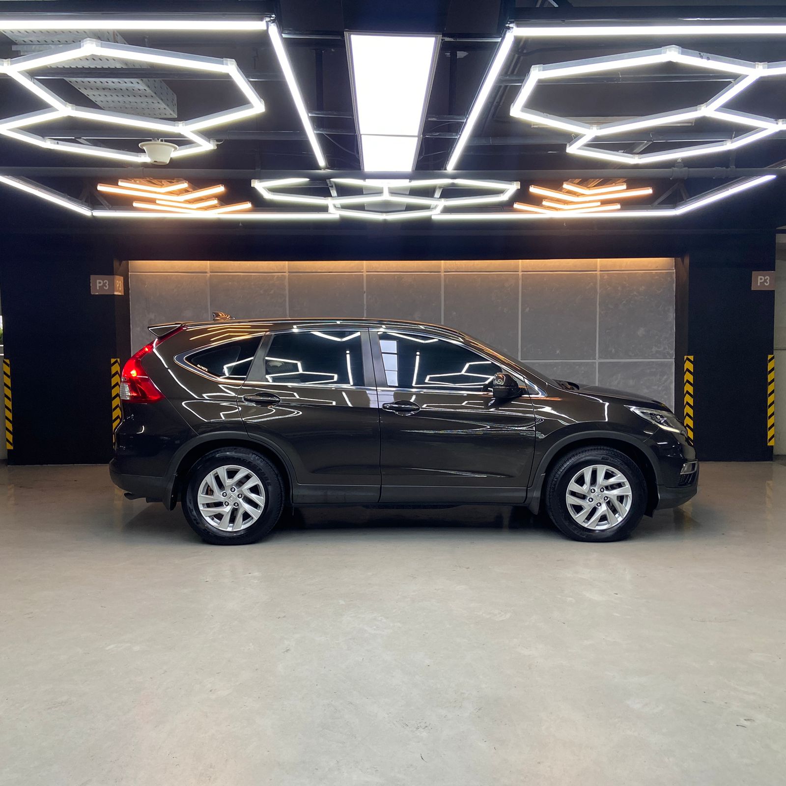 2015 Honda CRV  2.0L AT 2015 Honda CRV  2.0L AT