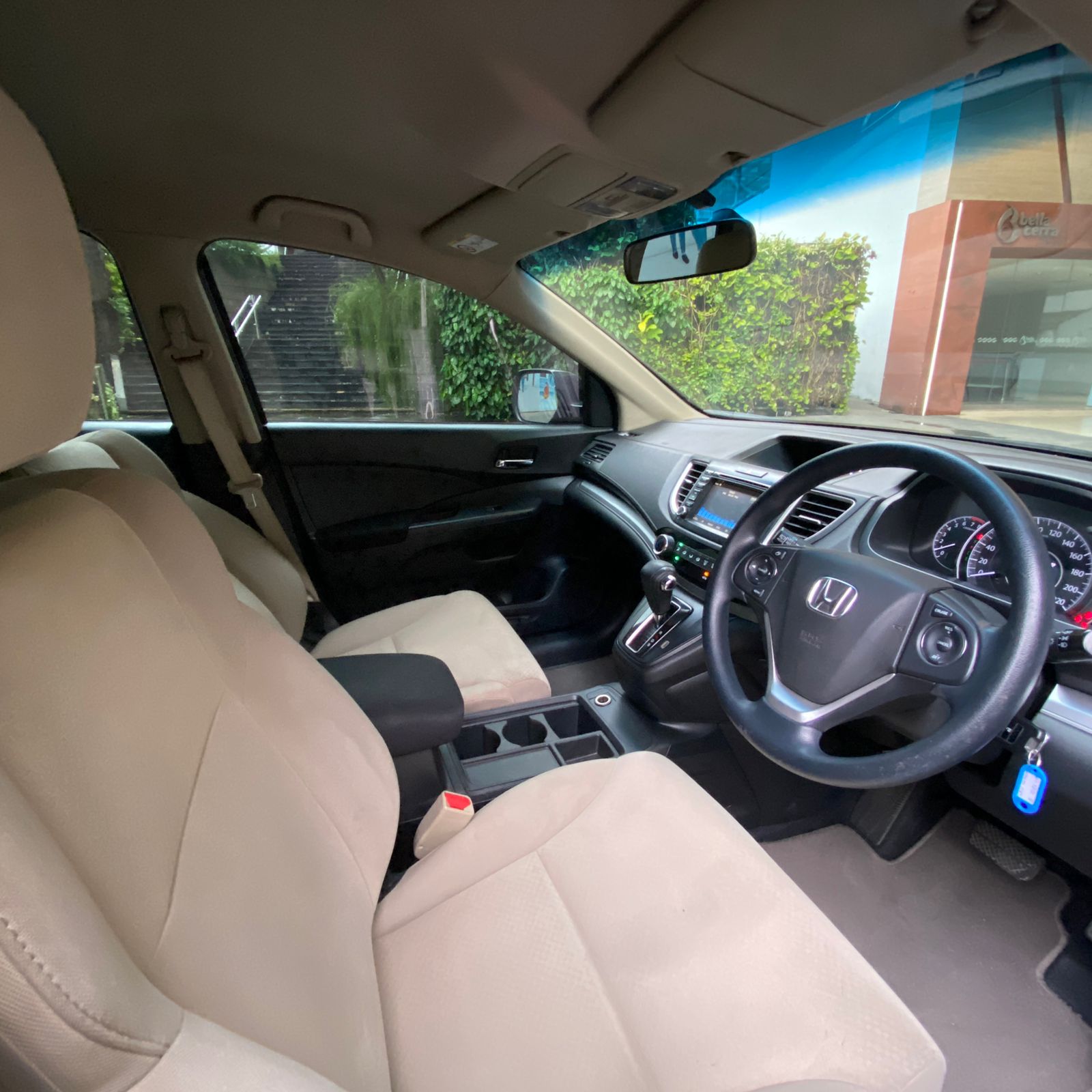 2015 Honda CRV  2.0L AT 2015 Honda CRV  2.0L AT