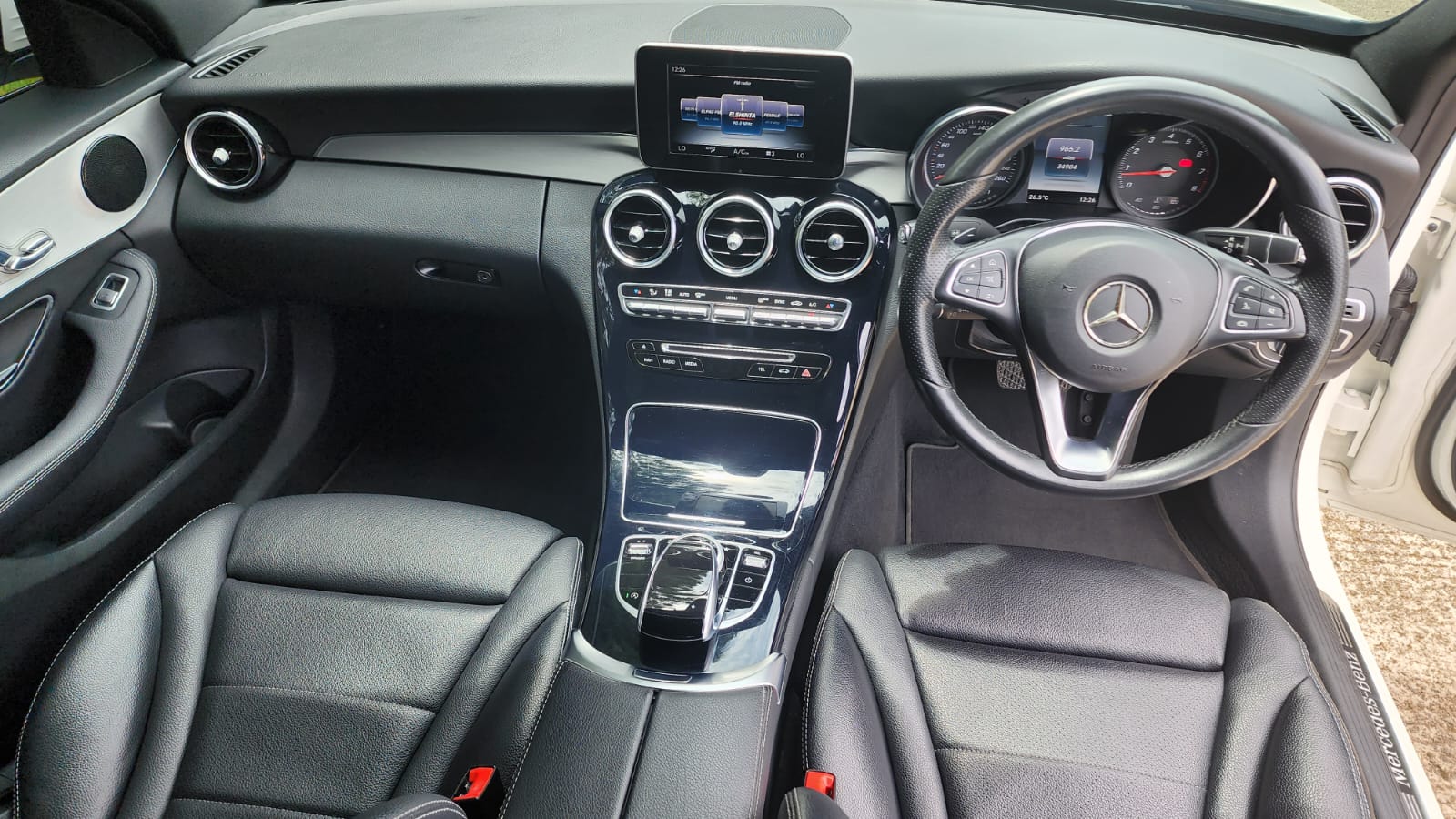 2017 Mercedes Benz C-Class  C200 2017 Mercedes Benz C-Class  C200