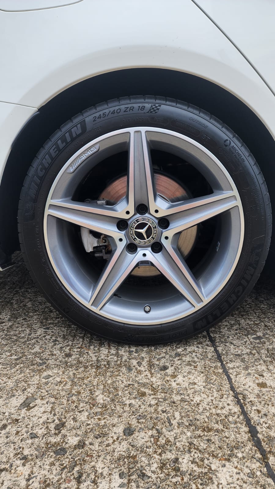 2017 Mercedes Benz C-Class  C200 2017 Mercedes Benz C-Class  C200