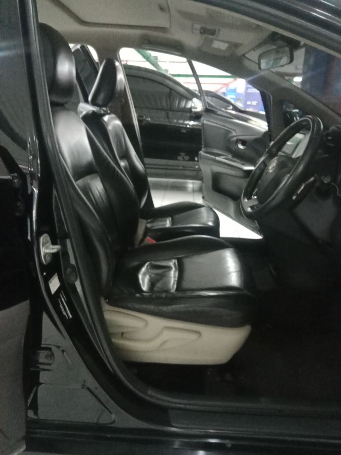 2010 Toyota Wish 1.8 A/T FULL SPEC 2010 Toyota Wish 1.8 A/T FULL SPEC