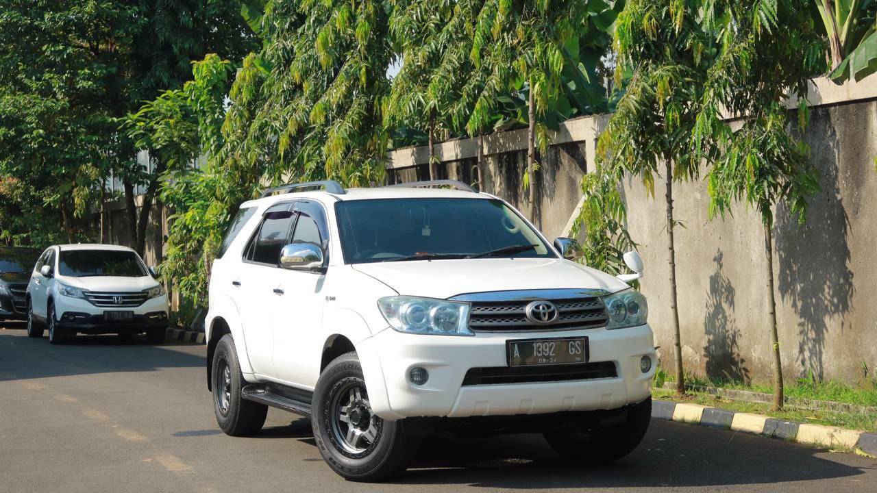 Used 2011 Toyota Fortuner  2.5L G Diesel AT 2.5L G Diesel AT
