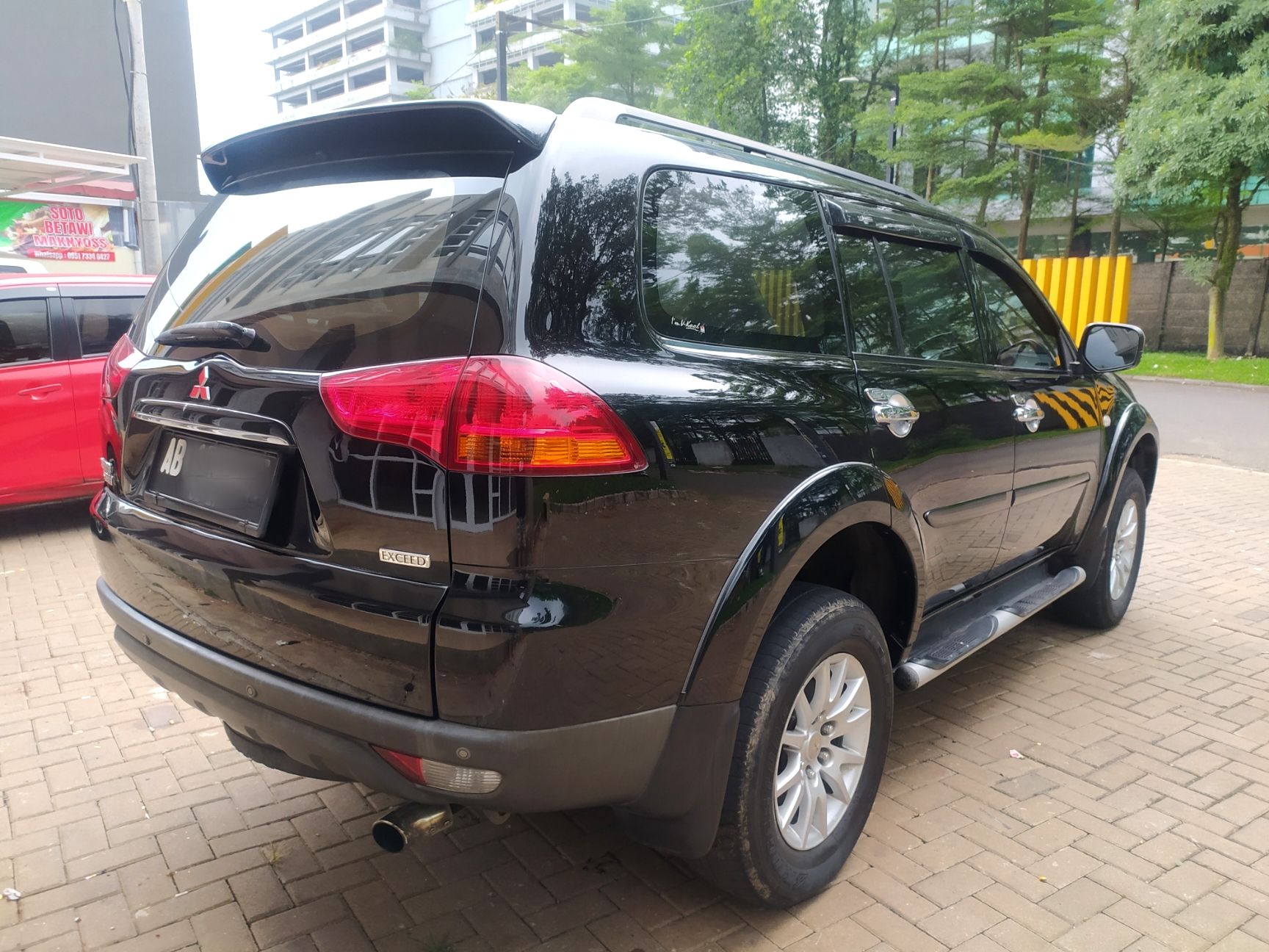 2010 Mitsubishi Pajero Sport Exceed AT 4x2 2010 Mitsubishi Pajero Sport Exceed AT 4x2