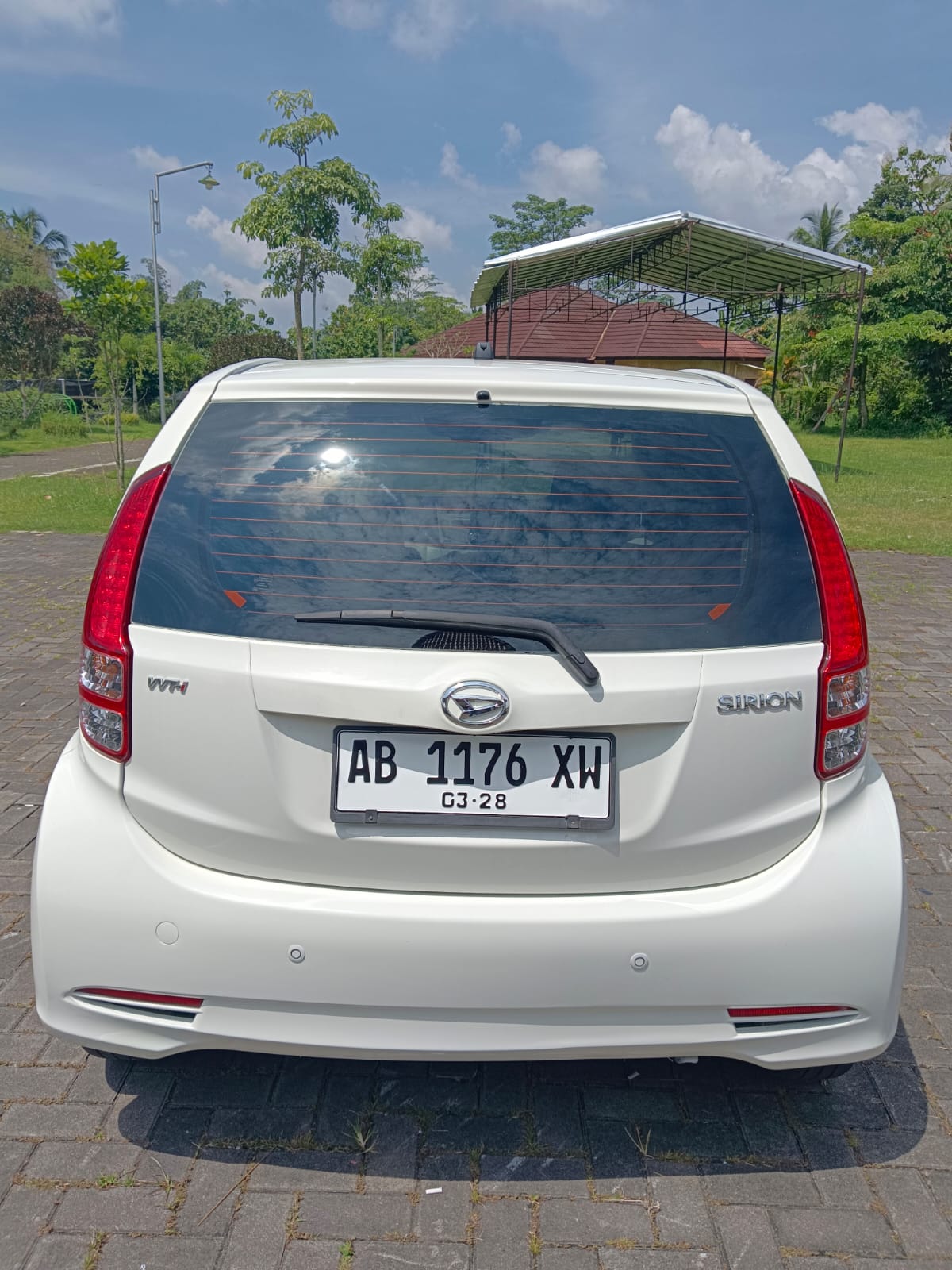 2013 Daihatsu Sirion 2013 Daihatsu Sirion