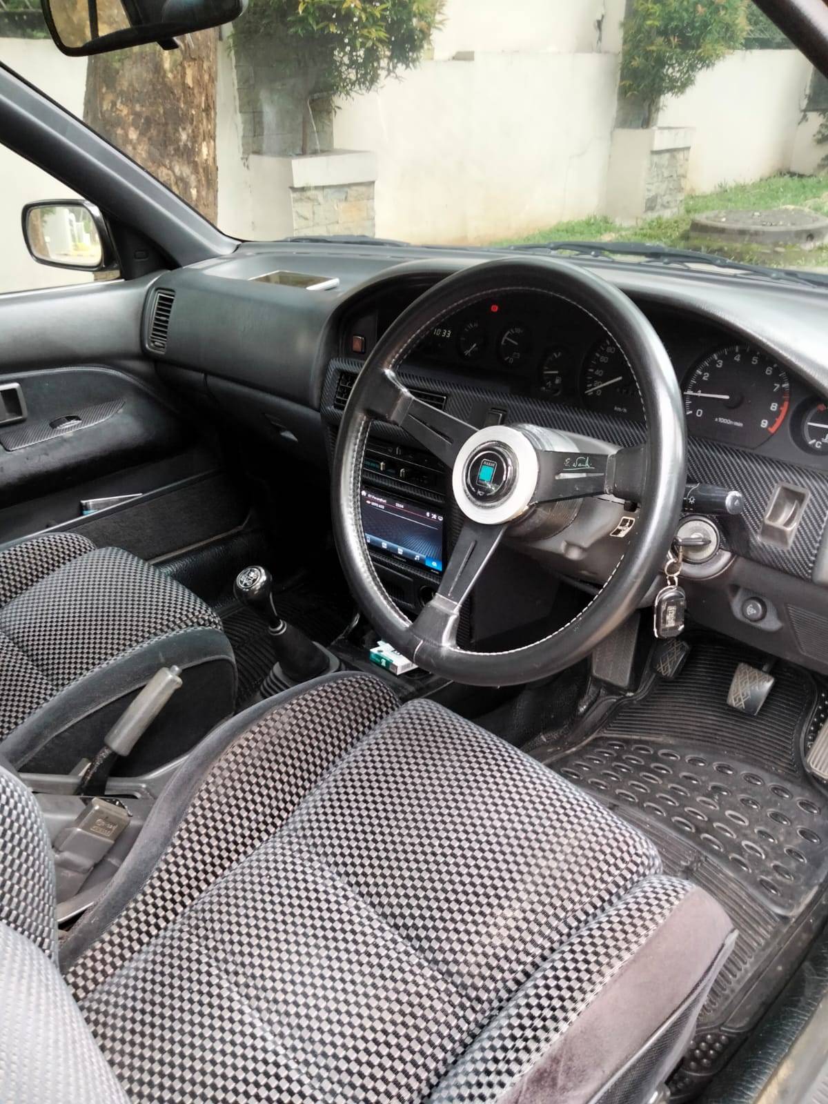 2000 Toyota Corolla 1.6 TWINCAM SE MT SDN 2000 Toyota Corolla 1.6 TWINCAM SE MT SDN