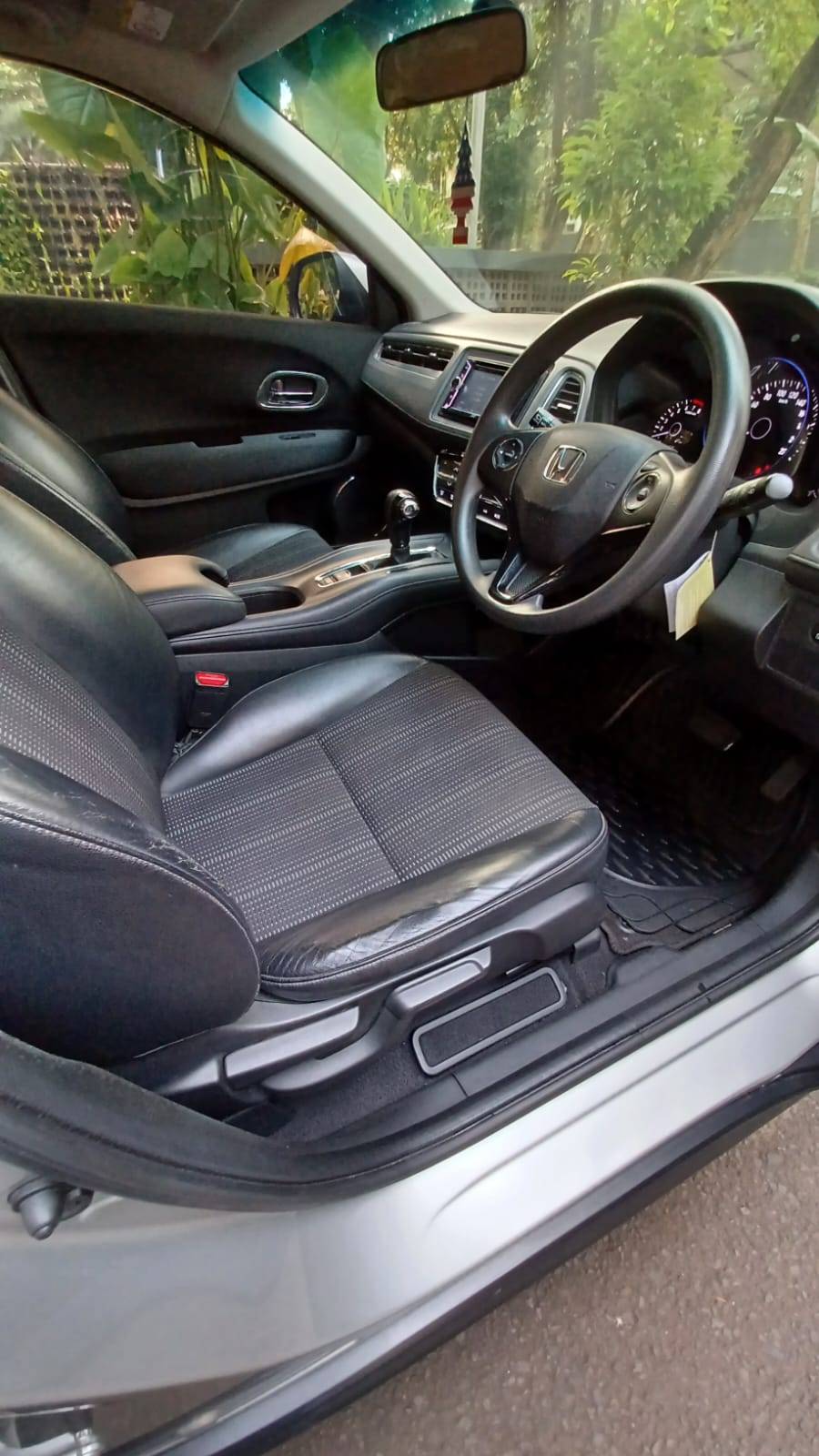 2015 Honda HRV 1.5L E CVT 2015 Honda HRV 1.5L E CVT