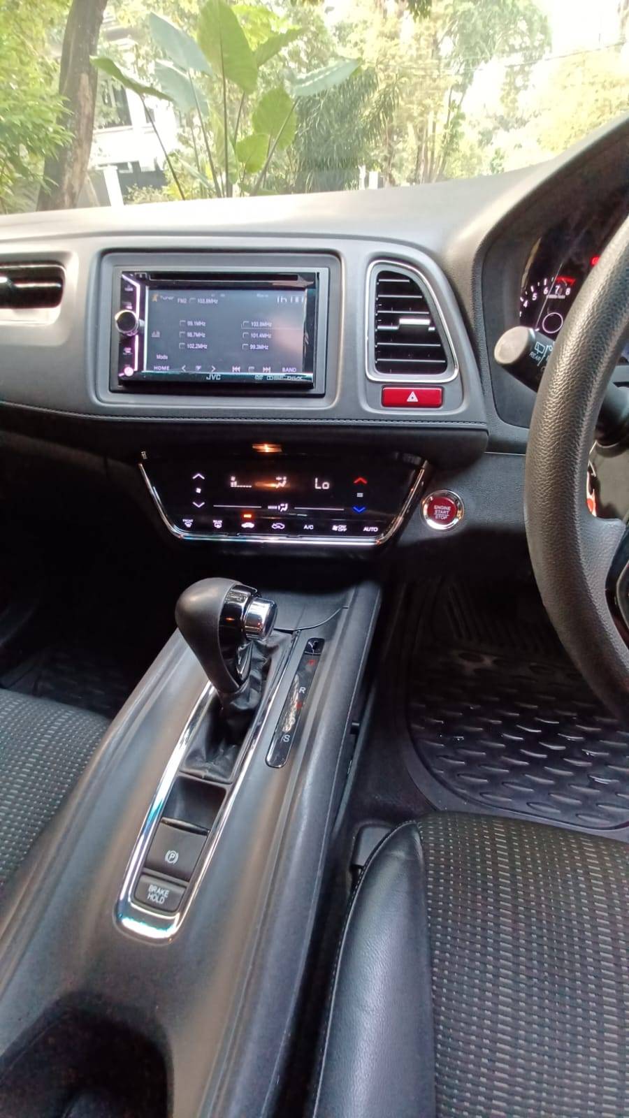 2015 Honda HRV 1.5L E CVT 2015 Honda HRV 1.5L E CVT