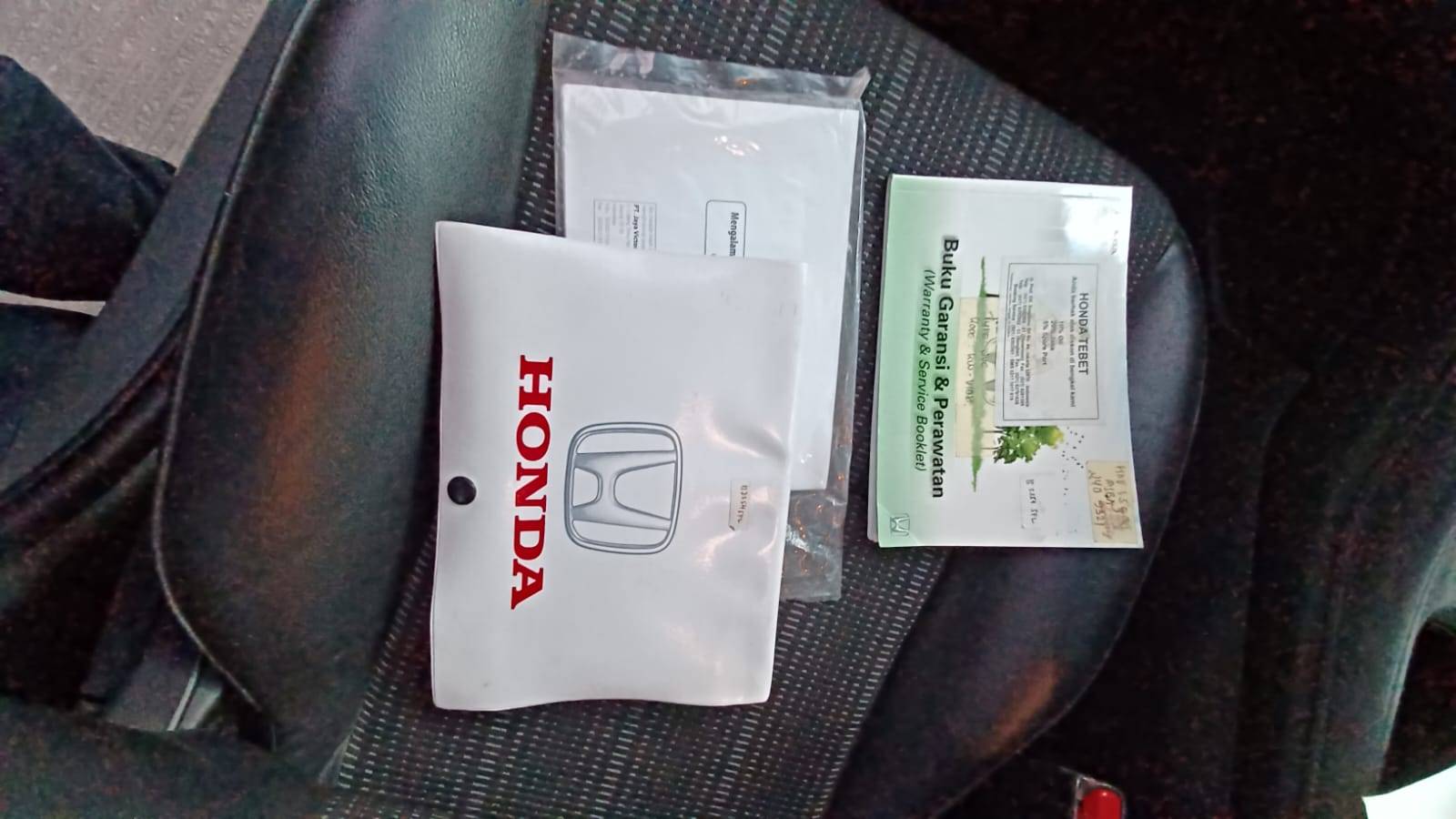 2015 Honda HRV 1.5L E CVT 2015 Honda HRV 1.5L E CVT