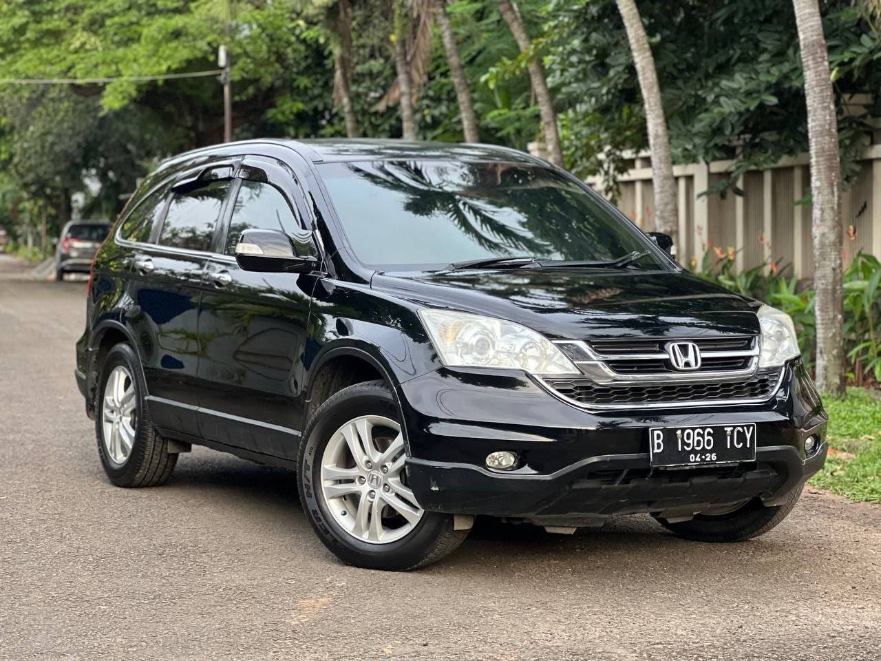 2011 Honda CR-V  2.4L AT 2.4L AT bekas