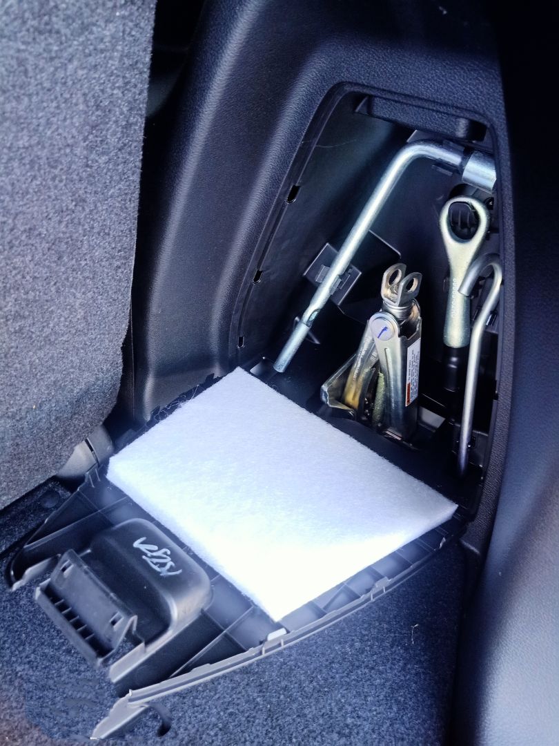 2022 Suzuki Ertiga Smart Hybrid GX MT 2022 Suzuki Ertiga Smart Hybrid GX MT