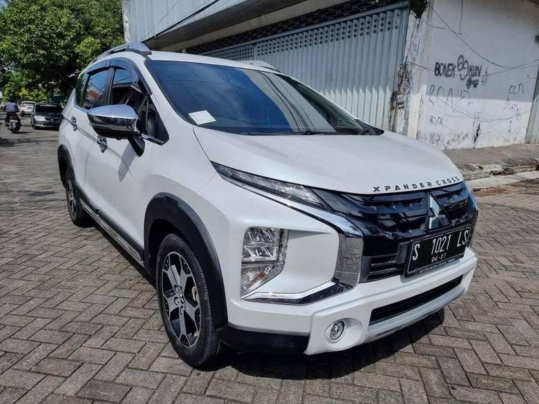2021 Mitsubishi Xpander Cross  PREMIUM PACKAGE 1.5 SV Bensin AT 2021 Mitsubishi Xpander Cross  PREMIUM PACKAGE 1.5 SV Bensin AT