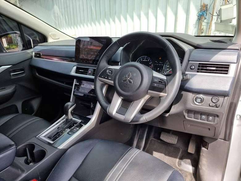 2021 Mitsubishi Xpander Cross  PREMIUM PACKAGE 1.5 SV Bensin AT 2021 Mitsubishi Xpander Cross  PREMIUM PACKAGE 1.5 SV Bensin AT