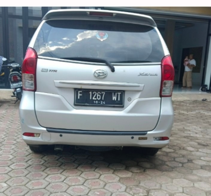 2014 Daihatsu Xenia 1.3 R MT 2014 Daihatsu Xenia 1.3 R MT