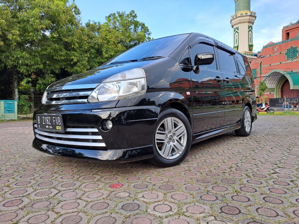 2010 Nissan Serena