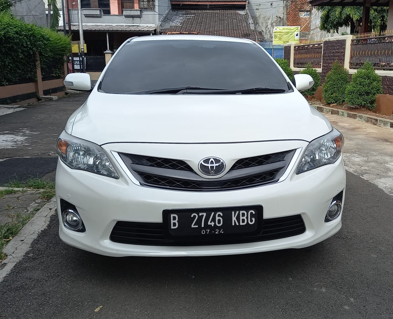 Second Hand 2013 Toyota Corolla Altis Second Hand 2013 Toyota Corolla Altis
