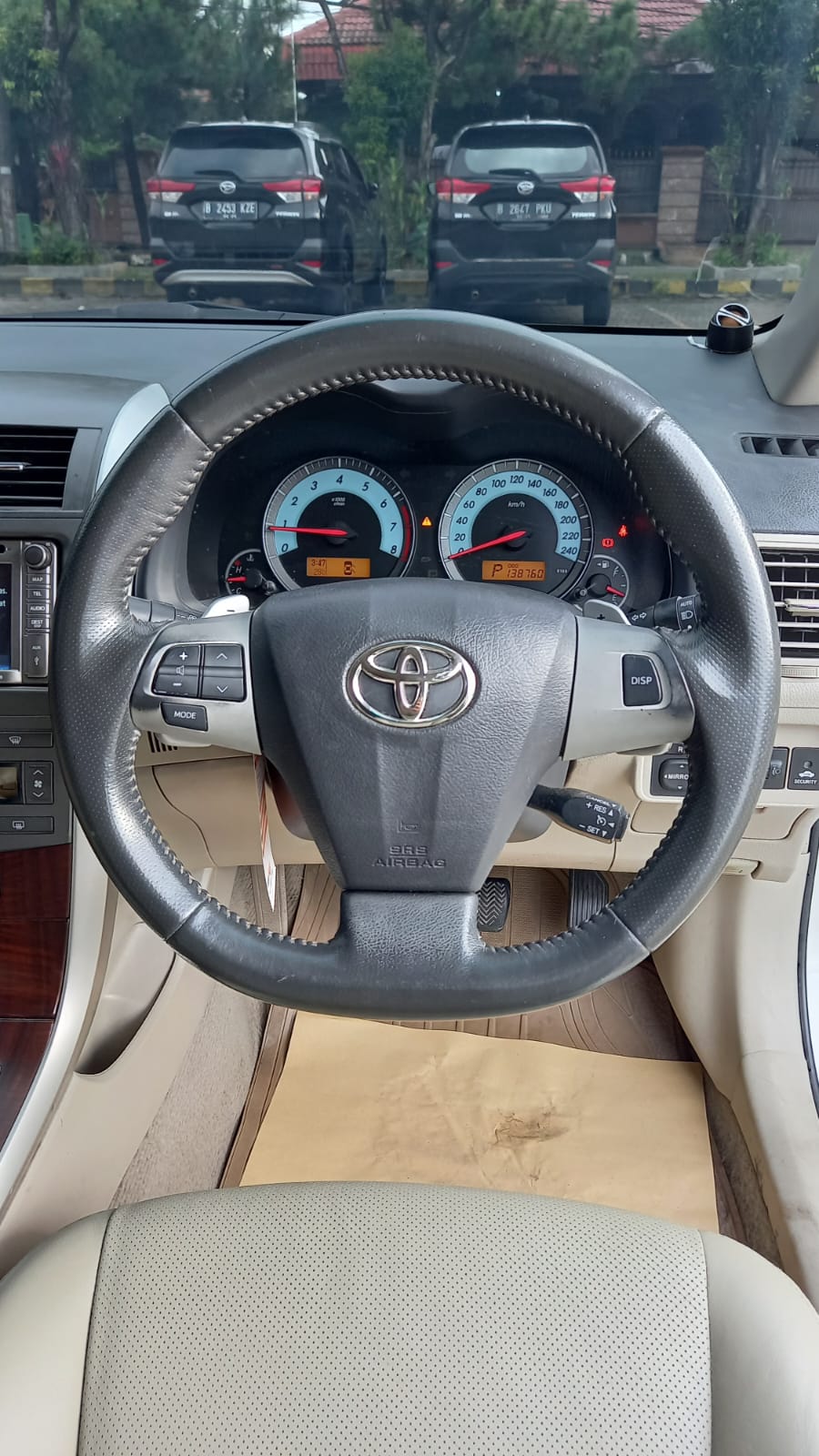 2013 Toyota Corolla Altis 2013 Toyota Corolla Altis