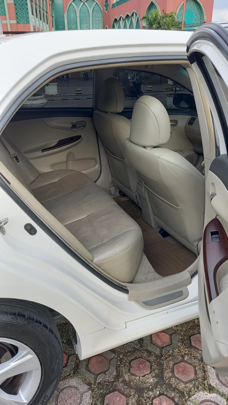 2013 Toyota Corolla Altis 2013 Toyota Corolla Altis