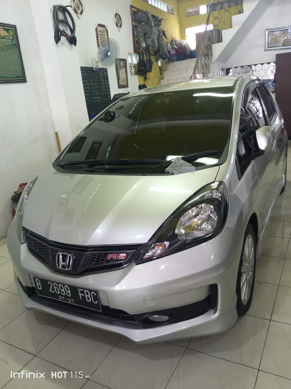 2013 Honda Jazz  1.5L RS AT 2013 Honda Jazz  1.5L RS AT