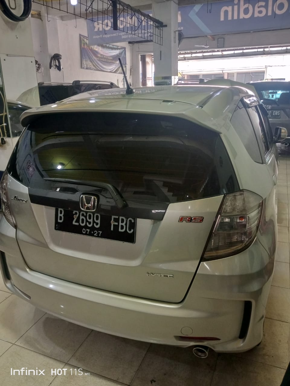 2013 Honda Jazz  1.5L RS AT 2013 Honda Jazz  1.5L RS AT