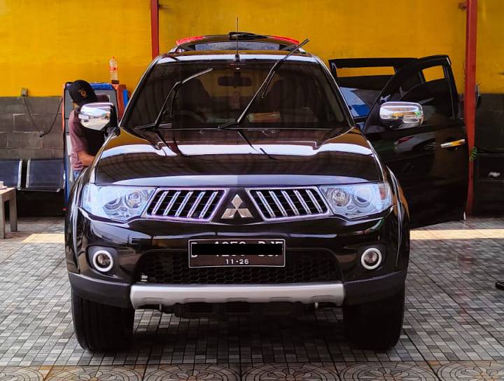 Second Hand 2011 Mitsubishi Pajero EXCEED 2.5L AT Second Hand 2011 Mitsubishi Pajero EXCEED 2.5L AT