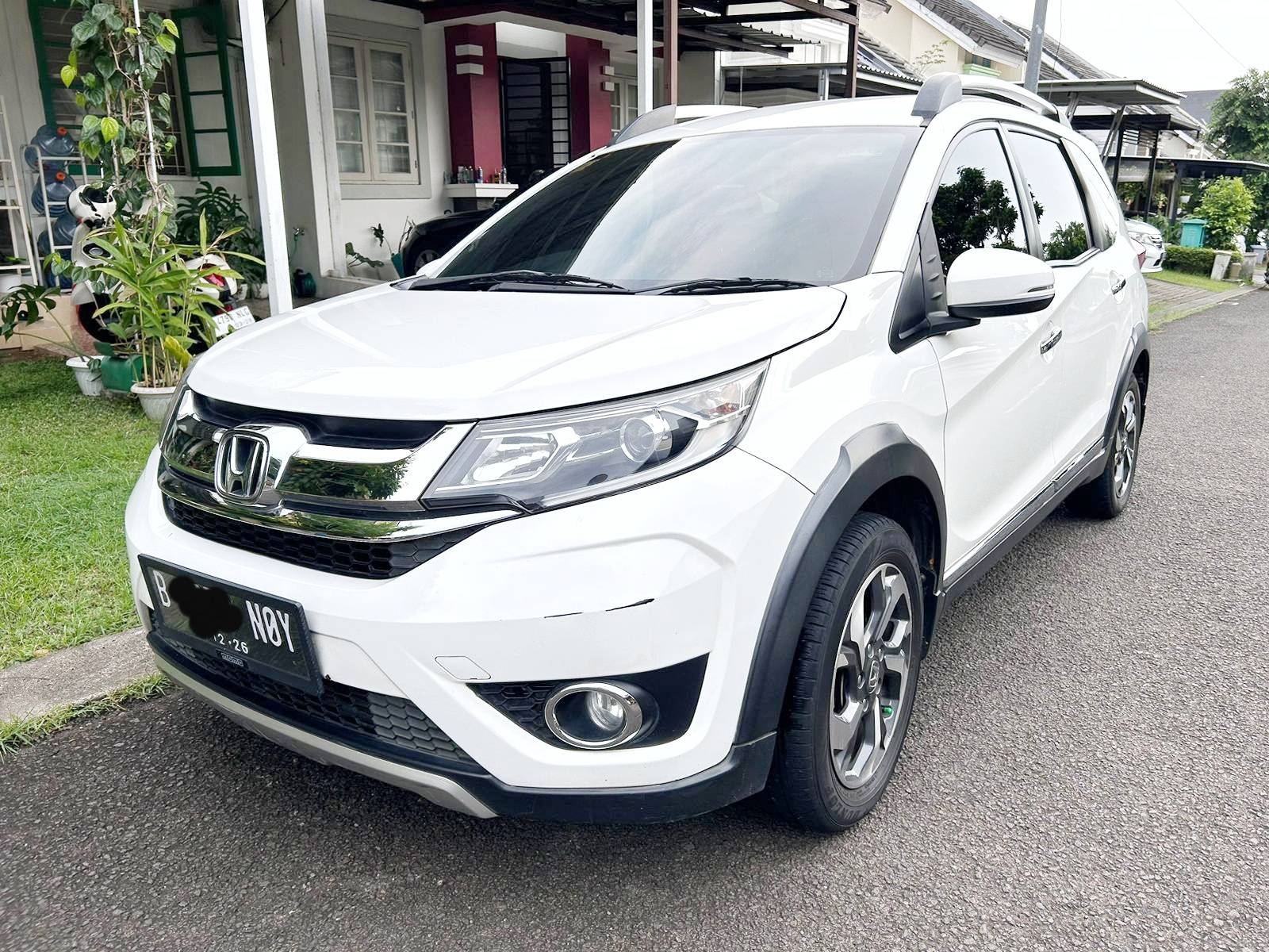 Second Hand 2016 Honda BRV E CVT Second Hand 2016 Honda BRV E CVT