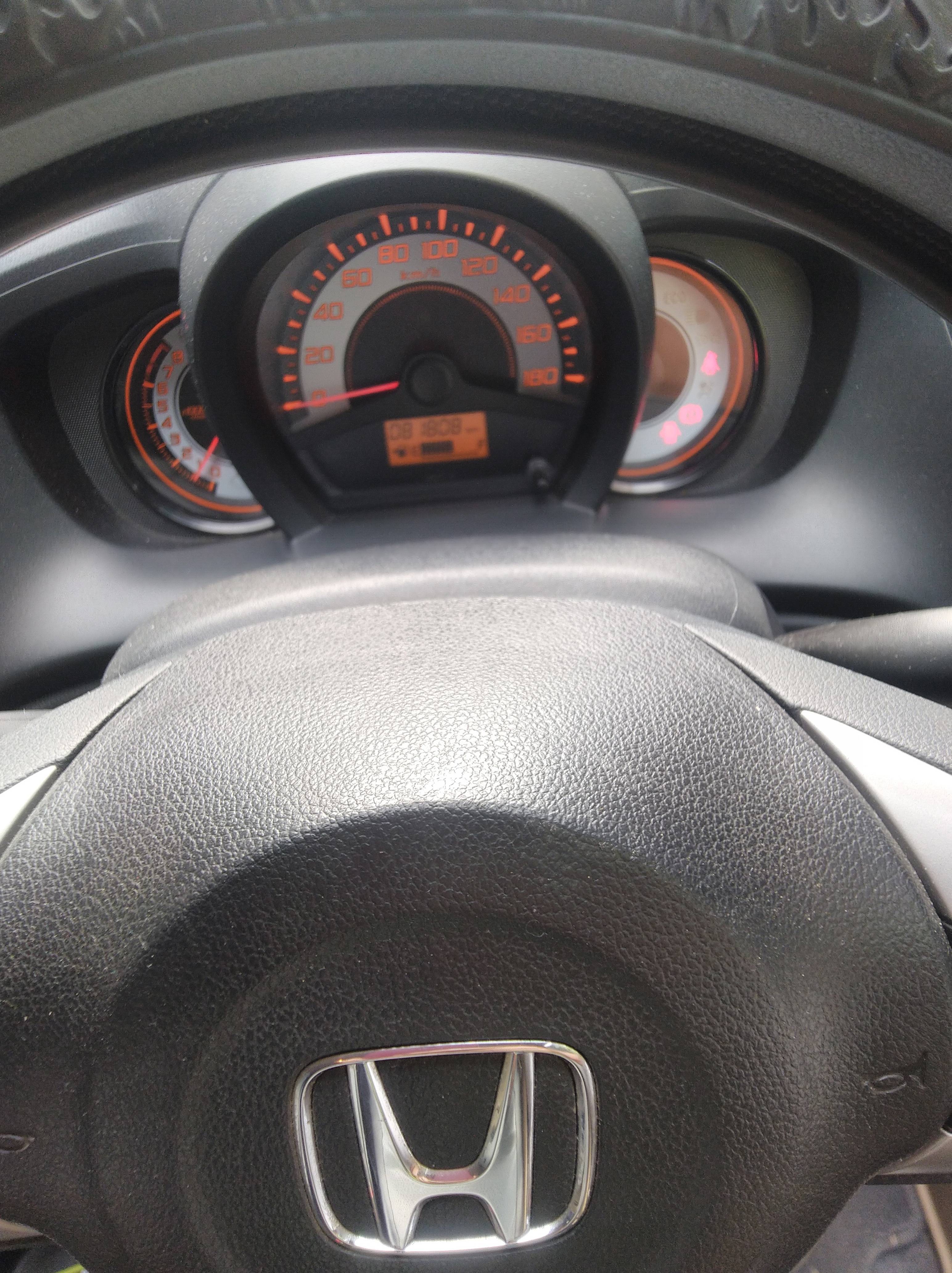 2014 Honda Brio Satya E M/T 2014 Honda Brio Satya E M/T