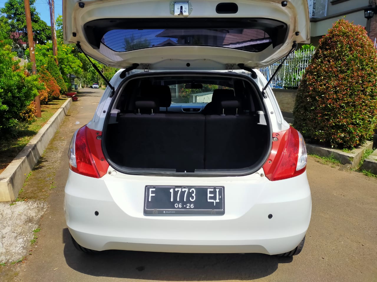 2014 Suzuki Swift 2014 Suzuki Swift