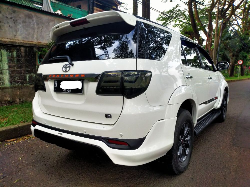 Old 2015 Toyota Fortuner  4X2 TRD SPORTIVO 2.5 A/T 4X2 TRD SPORTIVO 2.5 A/T