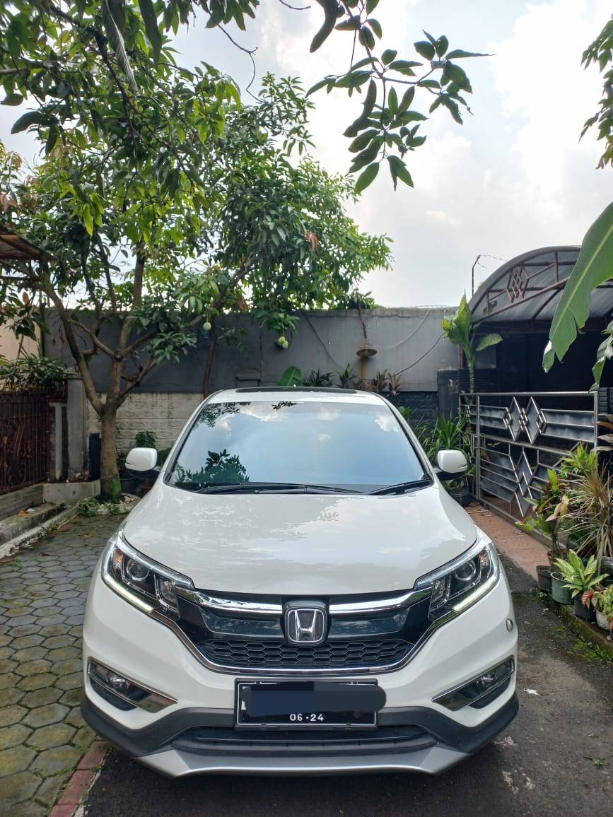 Second Hand 2015 Honda CRV  2.4L Prestige AT Second Hand 2015 Honda CRV  2.4L Prestige AT