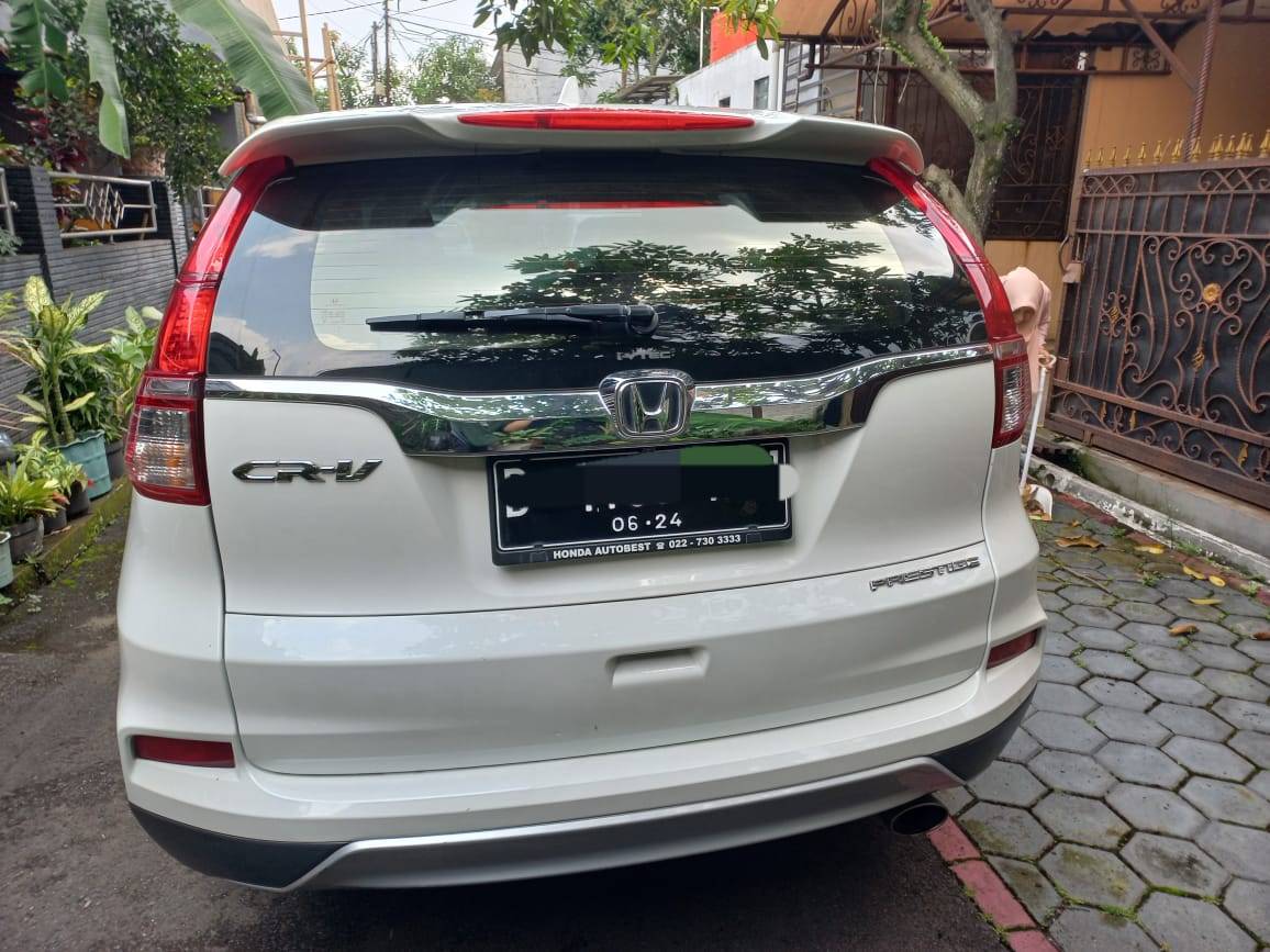 2015 Honda CRV  2.4L Prestige AT 2015 Honda CRV  2.4L Prestige AT