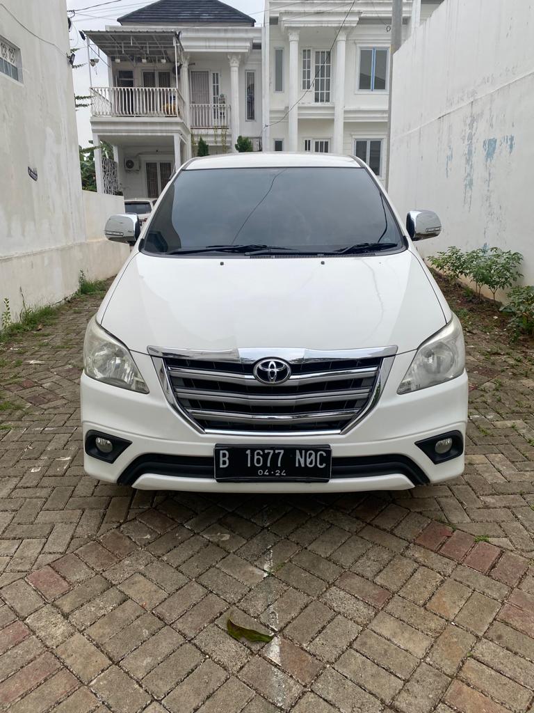 2014 Toyota Kijang Innova 2014 Toyota Kijang Innova
