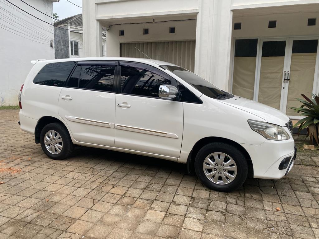 2014 Toyota Kijang Innova 2014 Toyota Kijang Innova