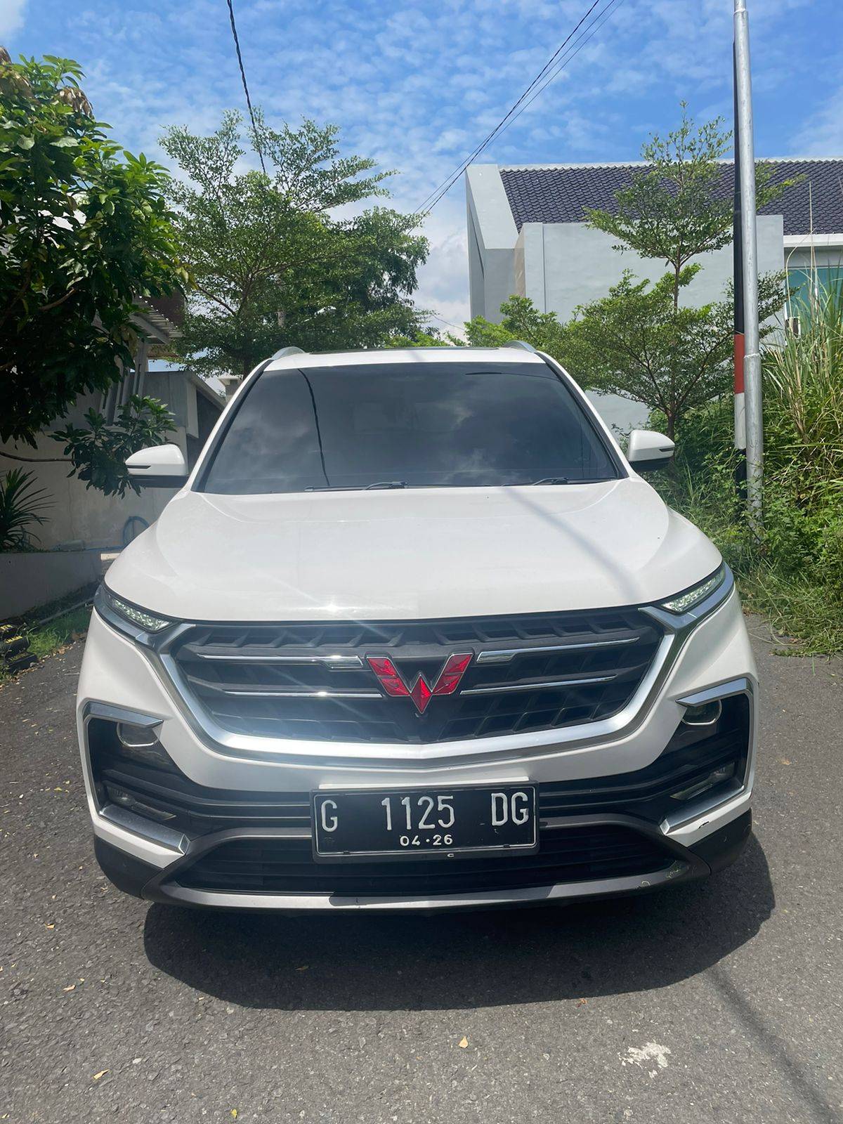 2021 Wuling Almaz Exclusive 7-Seater Bekas 2021 Wuling Almaz Exclusive 7-Seater Bekas
