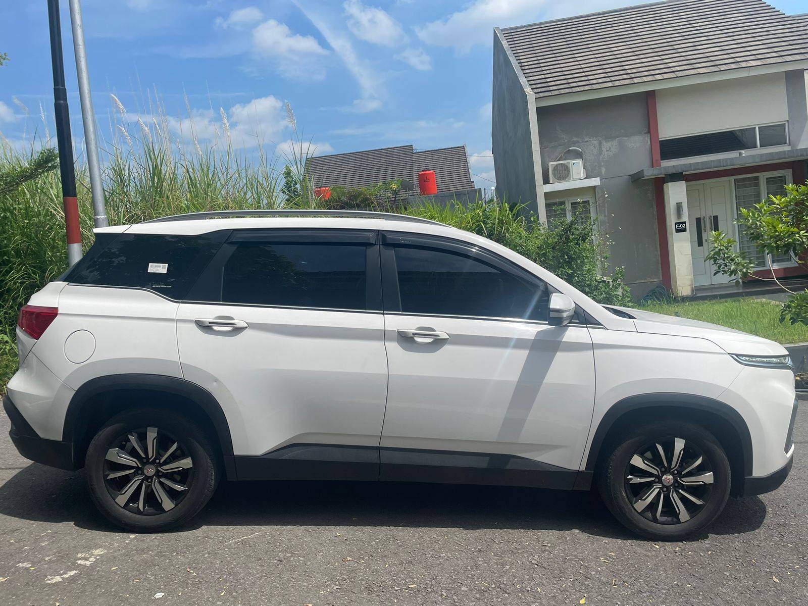 2021 Wuling Almaz Exclusive 7-Seater 2021 Wuling Almaz Exclusive 7-Seater